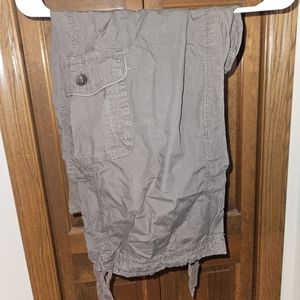 Women's Cargo Capris